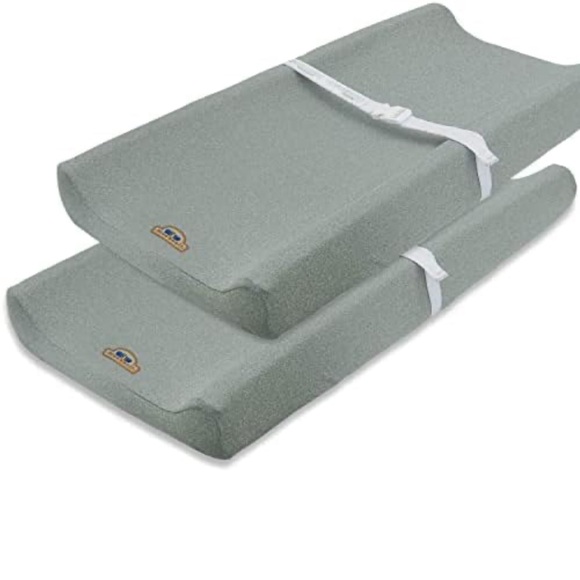 Blue Snail changing table pad covers- 2- Gray - Gender Neutral - Picture 1 of 6